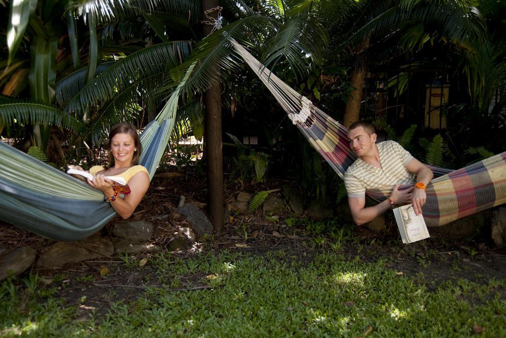 Dougies Backpackers Resort Port Douglas Kültér fotó